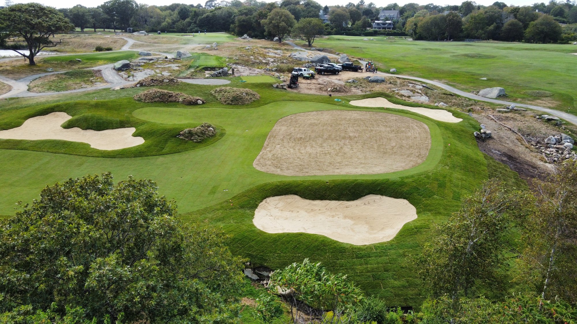 Bass Rocks Hole 7, during construction